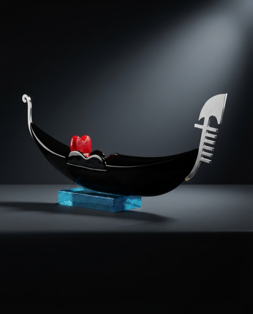 Luxury Murano Glass Venetian Gondola Sculpture – Black & Red Heart Boat on Turquoise Wave Base - Image 2