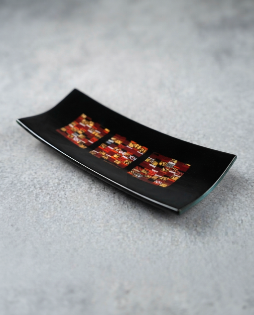 Elegant Black & Red Murano Fused Glass Dish – Handcrafted Venetian Valet Tray