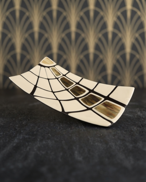 Luxury Cream & Black Murano Glass Centerpiece – Handcrafted Venetian Art Déco Tray